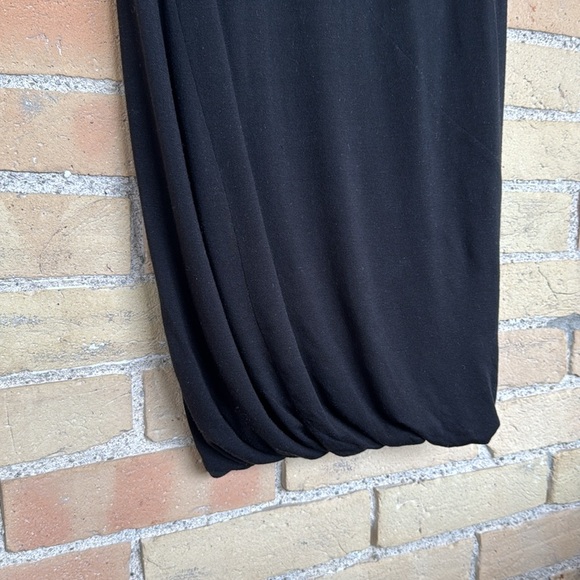 Velvet by Graham & Spencer Black Skirt - Picture 4 of 4